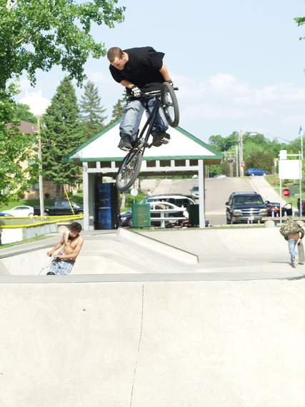 20070519_MoundSkatepark_146.jpgw427h570