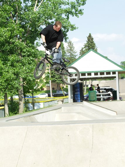 20070519_MoundSkatepark_201.jpgw427h570