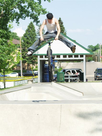 20070519_MoundSkatepark_034.jpgw427h570