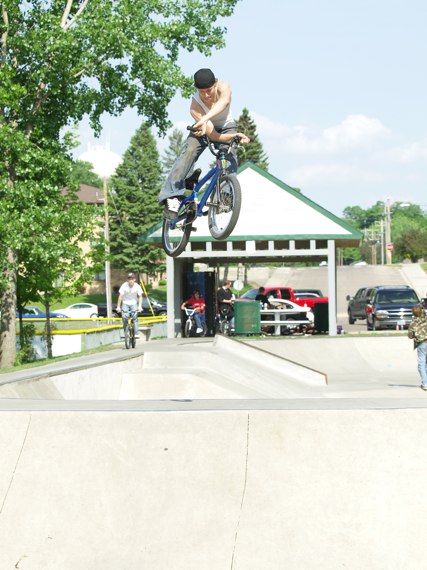 20070519_MoundSkatepark_138.jpgw427h570
