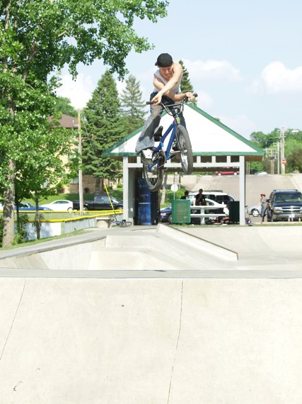20070519_MoundSkatepark_189.jpgw427h570