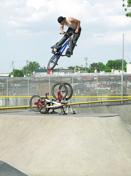 20070519_MoundSkatepark_219.jpgw427h570
