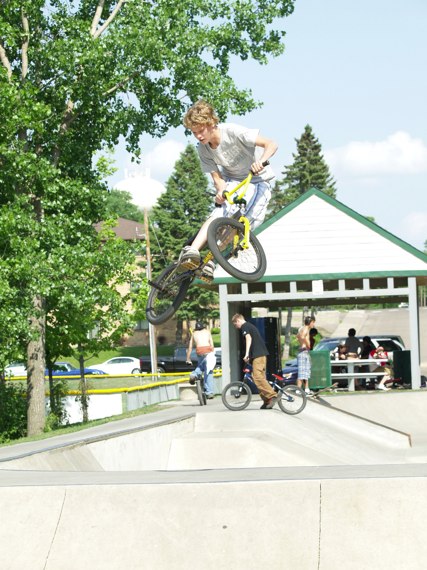 20070519_MoundSkatepark_066.jpgw427h570