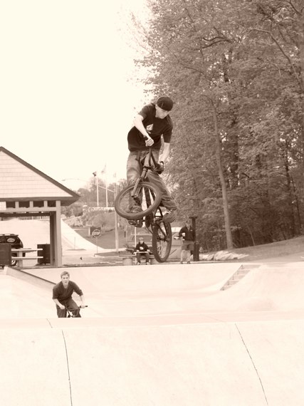 20070506_MoundSkatepark_118.jpgw427h570