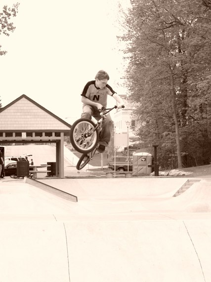 20070506_MoundSkatepark_291.jpgw427h570