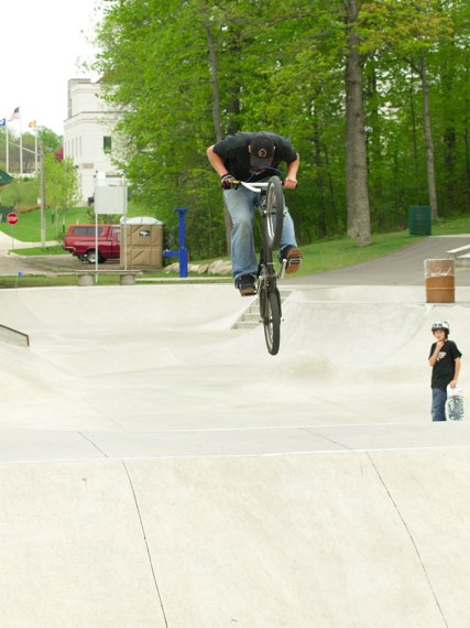 20070506_MoundSkatepark_063.jpgw427h570