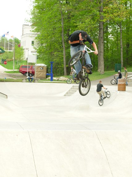 20070506_MoundSkatepark_088.jpgw427h570