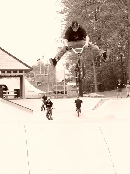20070506_MoundSkatepark_120.jpgw427h570