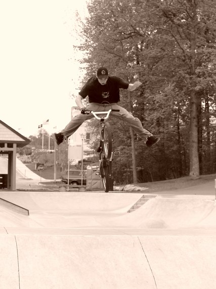20070506_MoundSkatepark_144.jpgw427h570