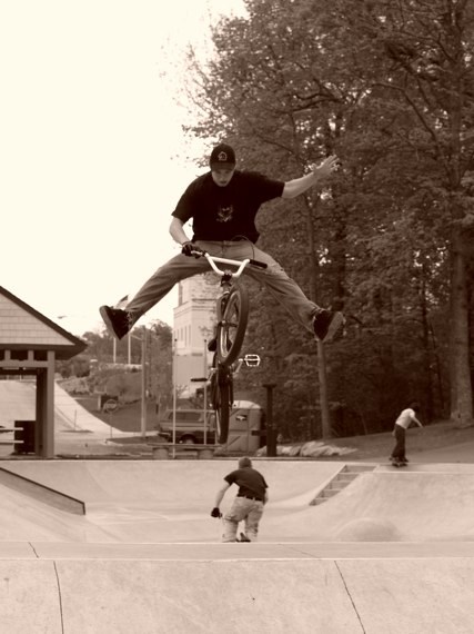 20070506_MoundSkatepark_166.jpgw427h570