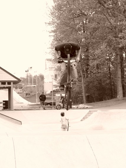 20070506_MoundSkatepark_271.jpgw427h570