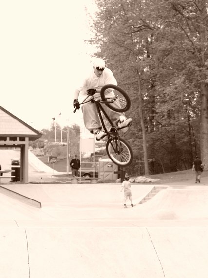 20070506_MoundSkatepark_241.jpgw427h570