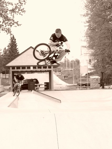 20070506_MoundSkatepark_127.jpgw427h570