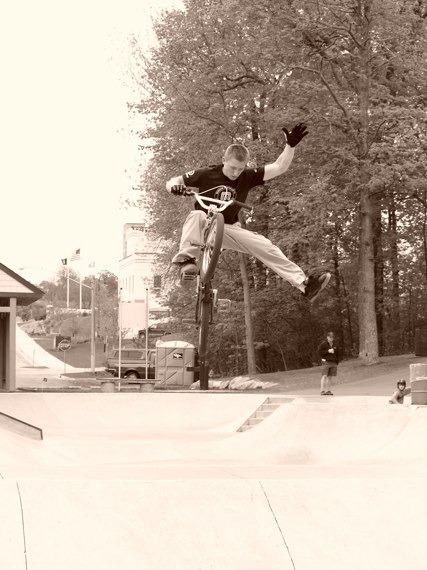 20070506_MoundSkatepark_131.jpgw427h570