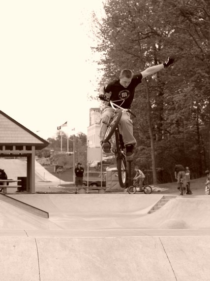 20070506_MoundSkatepark_159.jpgw427h570