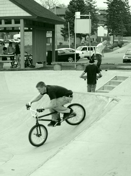 20070506_MoundSkatepark_371.jpgw427h570