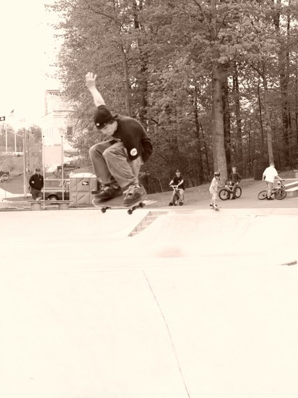 20070506_MoundSkatepark_261.jpgw427h570