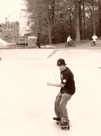 20070506_MoundSkatepark_295.jpgw427h570