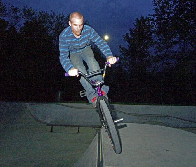 20070508_MoundSkatepark_236.jpgw671h570