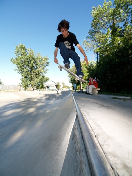 20080823_MoundSkate_162.jpgw427h570