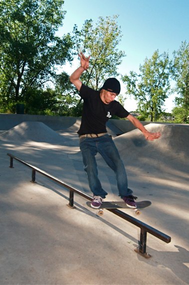 20080823_MoundSkate_152.jpgw379h570