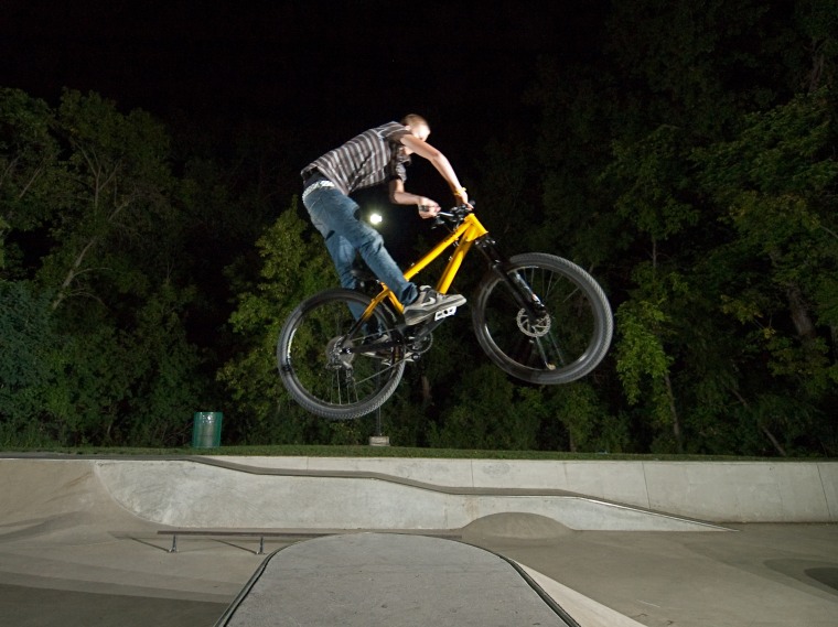 20080823_MoundSkateNight_188.jpgw760h569