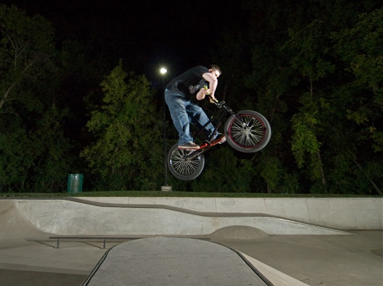 20080823_MoundSkateNight_216.jpgw760h569