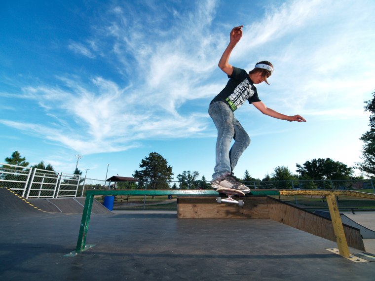20080825_HutchinsonSkate_224.jpgw760h570