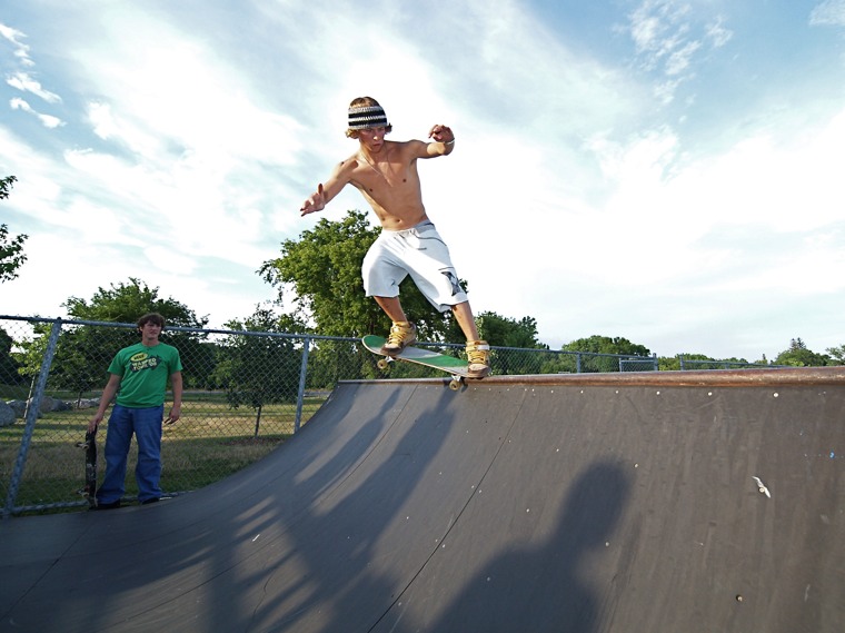 20080804_HutchinsonSkate_103.jpgw760h569