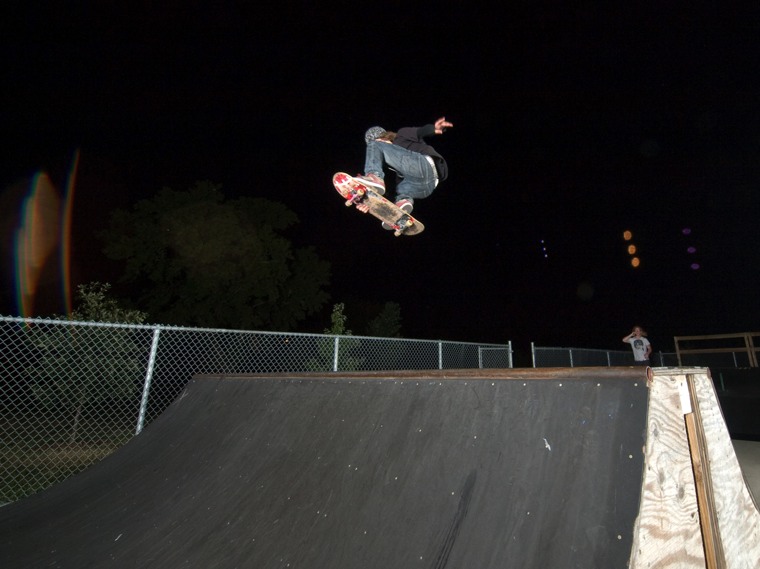 20080804_HutchinsonSkate_043.jpgw760h569