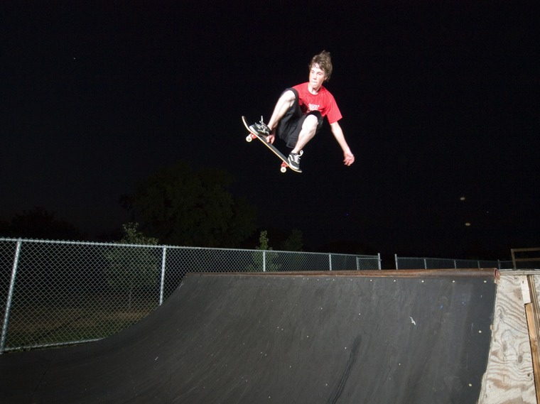 20080804_HutchinsonSkate_021.jpgw760h569
