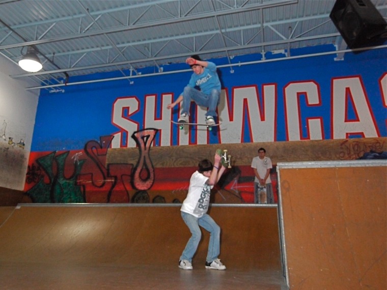 20081211_ShowcaseSkate_170.jpgw760h570