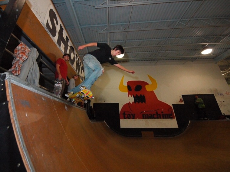 20081211_ShowcaseSkate_039.jpgw760h569