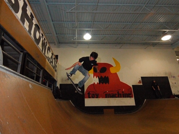 20081211_ShowcaseSkate_044.jpgw760h569