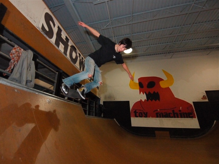20081211_ShowcaseSkate_111.jpgw760h570
