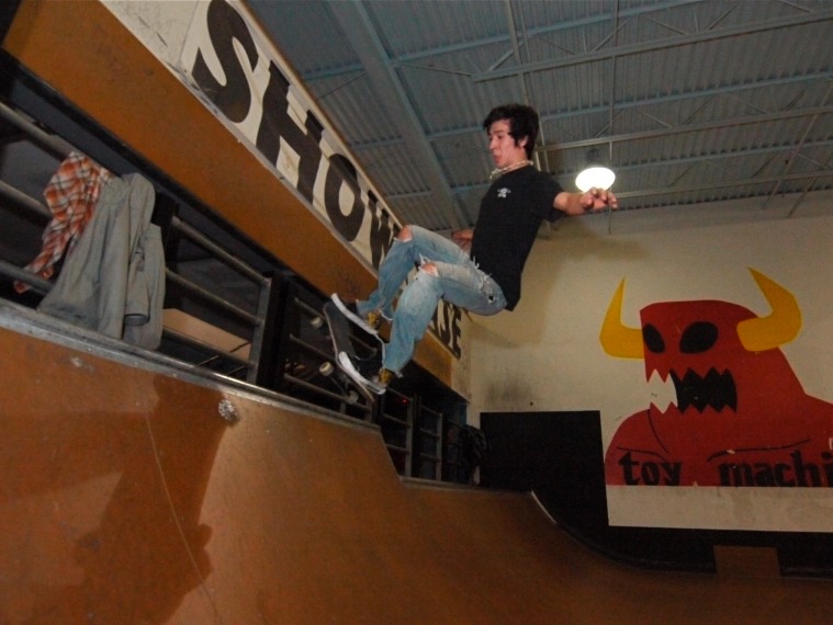 20081211_ShowcaseSkate_112.jpgw759h570