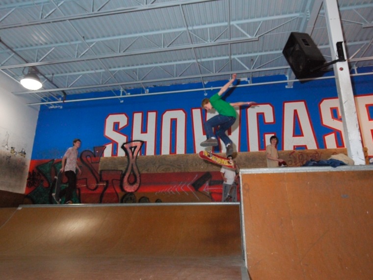 20081211_ShowcaseSkate_168.jpgw760h570