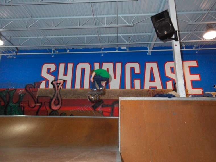 20081211_ShowcaseSkate_199.jpgw760h570