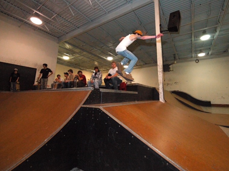 20081211_ShowcaseSkate_030.jpgw760h569