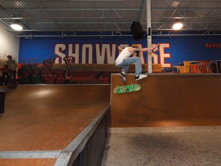 20081211_ShowcaseSkate_089.jpgw760h569