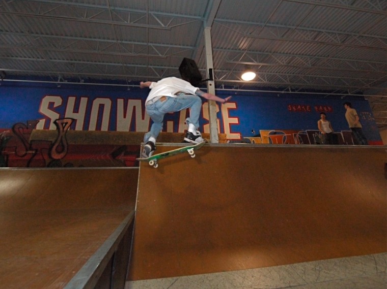 20081211_ShowcaseSkate_144.jpgw760h569