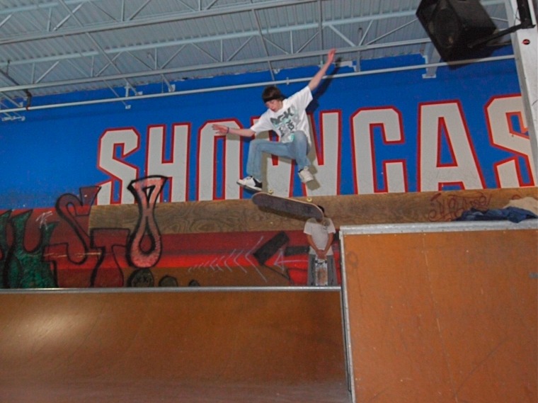 20081211_ShowcaseSkate_174.jpgw760h569