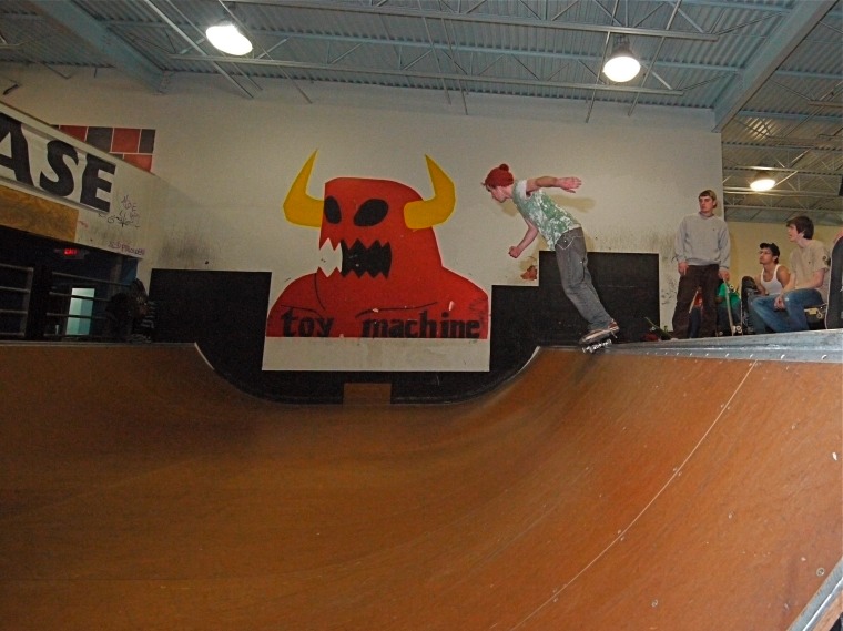 20081211_ShowcaseSkate_058.jpgw760h569