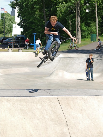 20080629_MoundSkate_1251.jpgw427h570