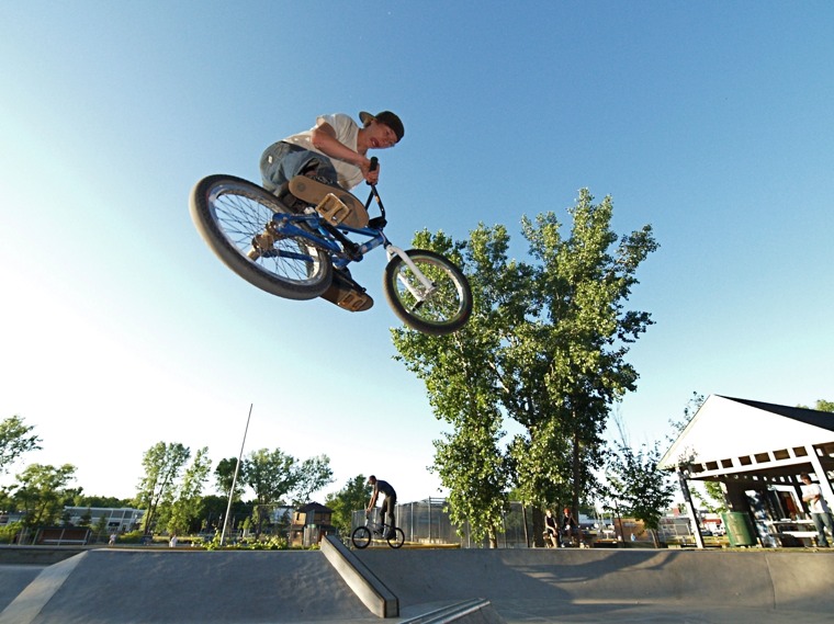 20080629_MoundSkate_395.jpgw760h569