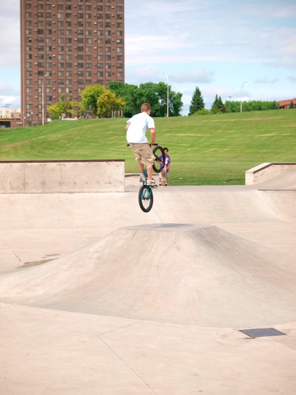 20080615_FargoFergusSkate_221.jpgw427h570