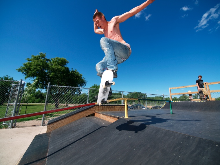 20080621_HutchiinsonSkate_031.jpgw760h570