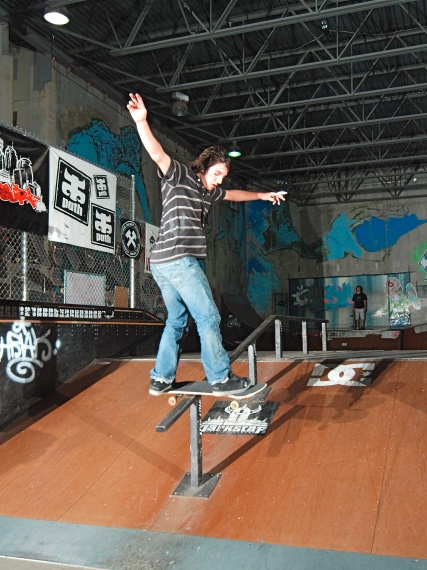 20080515_OllieCoSkate_168.jpgw427h570
