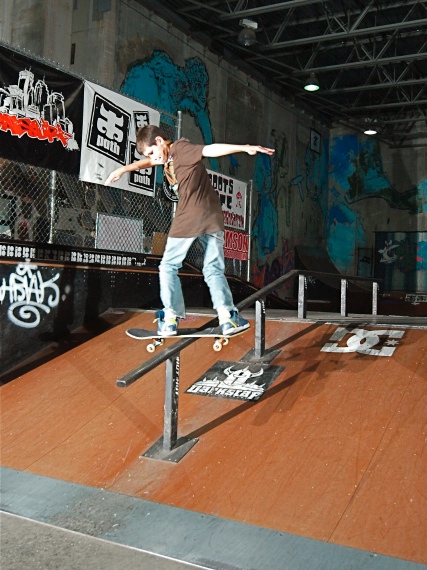 20080515_OllieCoSkate_178.jpgw427h570