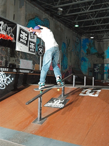 20080515_OllieCoSkate_192.jpgw427h570